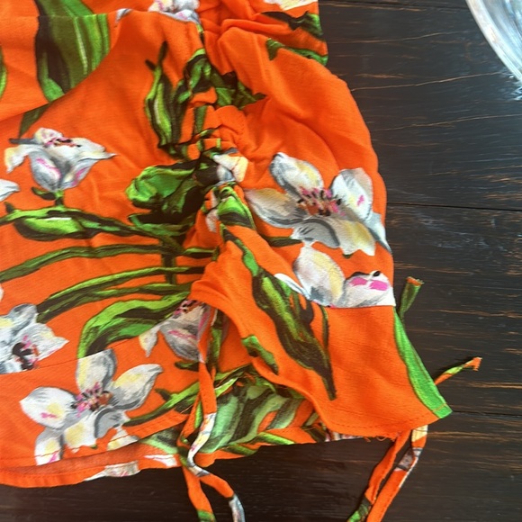 Zara orange shorts - Picture 2 of 6